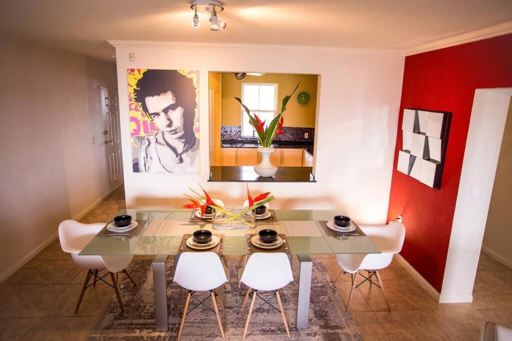 Designer Penthouse - Stunning Property With Amazing Views Saint James Zewnętrze zdjęcie